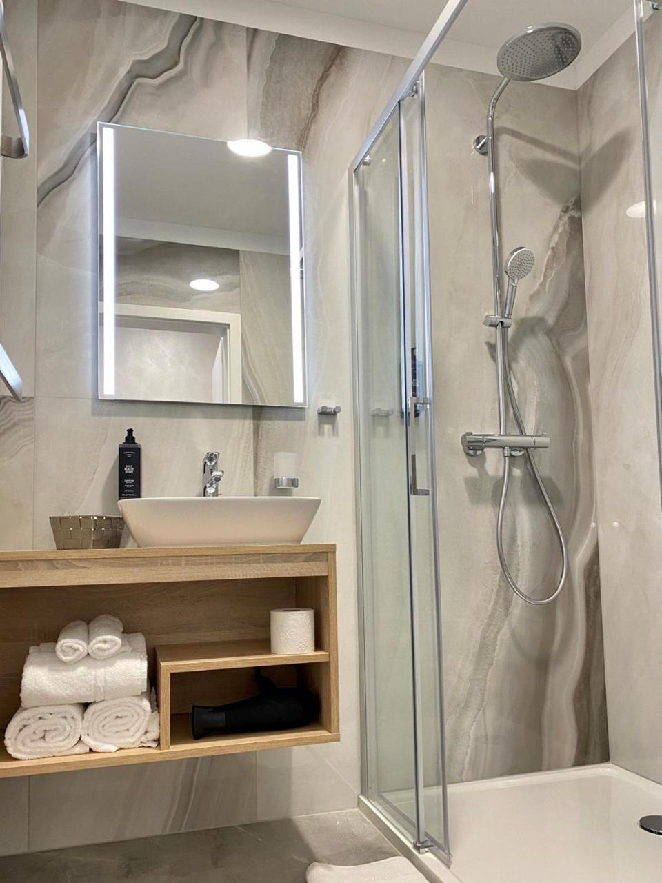 Hotel Am Waldkasino Erfurt Luaran gambar